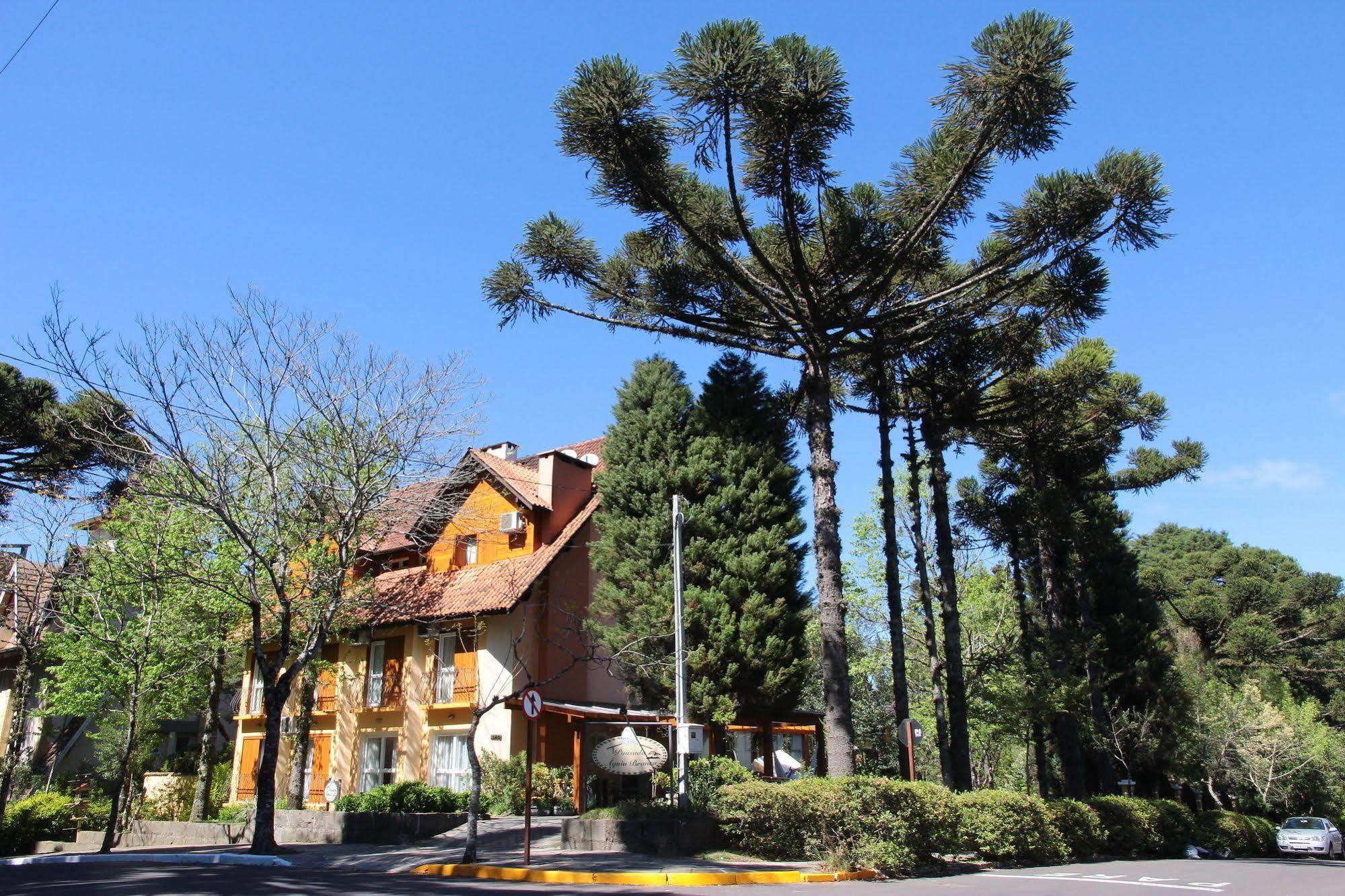 Pousada Aguia Branca Gramado Extérieur photo